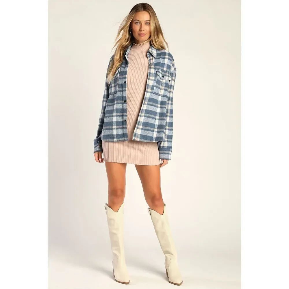 ✨Warmest Welcome Blue Plaid Oversized Shacket
Lulus✨